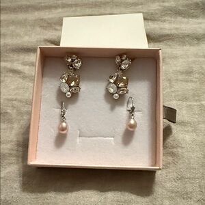 Elegant Gold and Pearl Drop Earrings